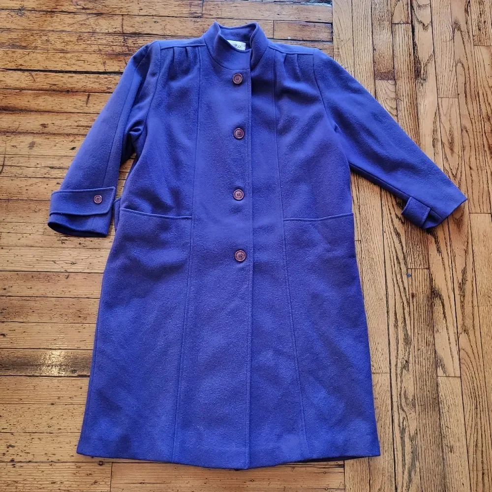 Miss Bobbie Vintage 1960s Wool Coat Blue‎